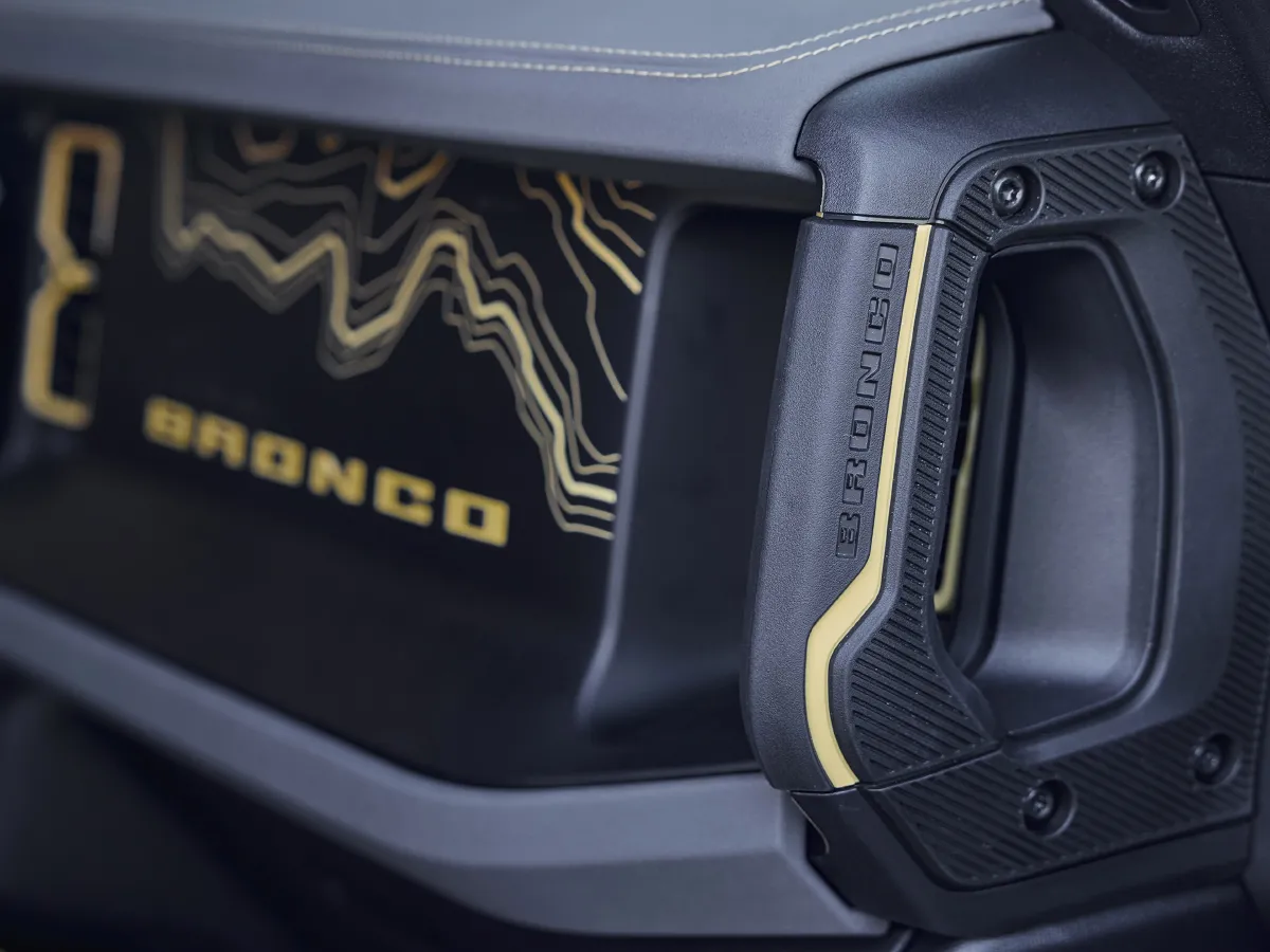 Ford Bronco,autocango,china used car exporter,china ev exporter,chinese used car exporter,chinese used ev exporter