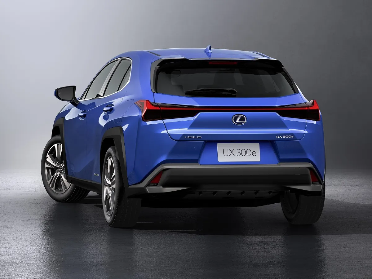 Lexus UX,autocango,china used car exporter,china ev exporter,chinese used car exporter,chinese used ev exporter