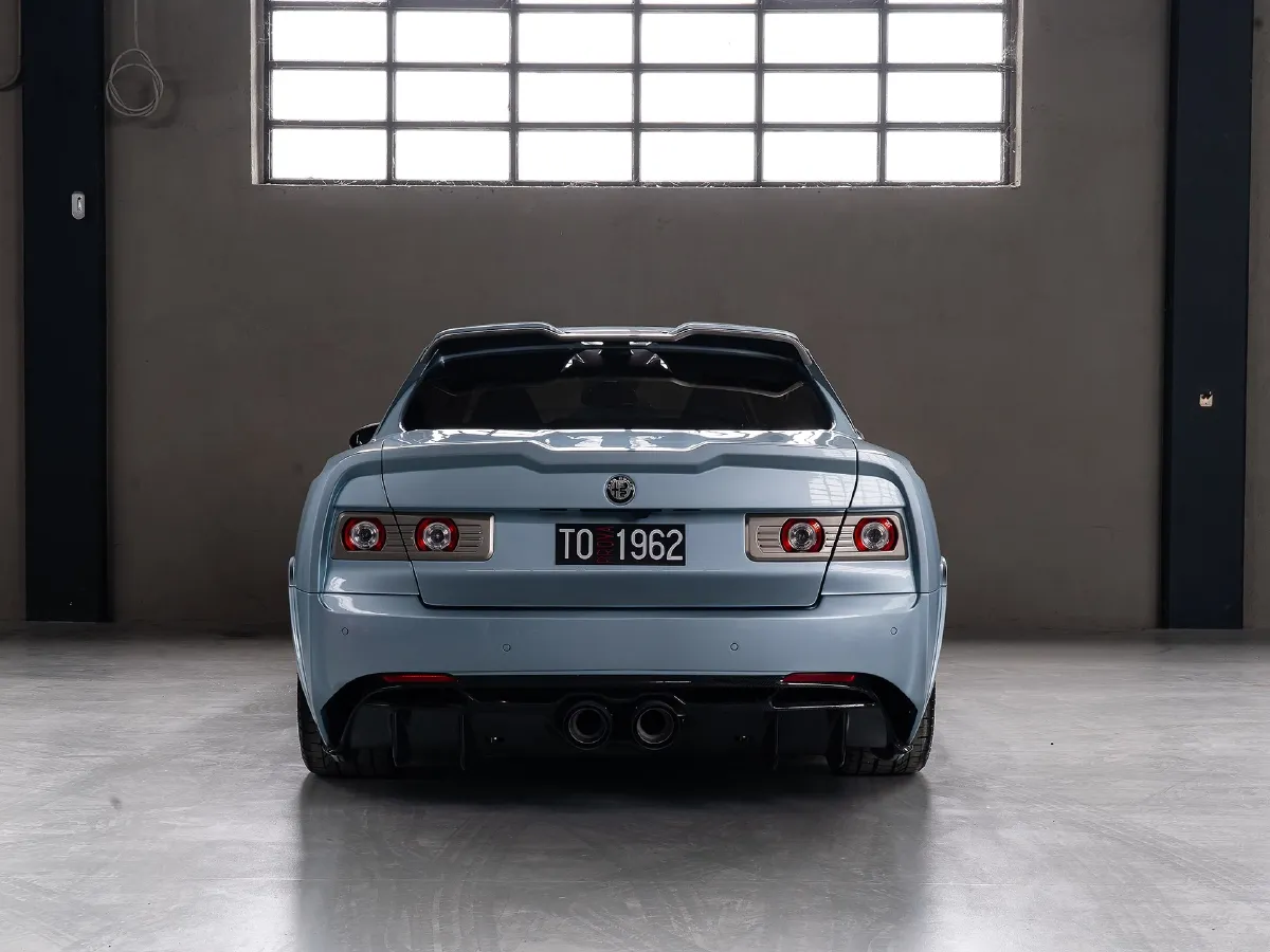 Alfa Romeo Giulia,autocango,china used car exporter,china ev exporter,chinese used car exporter,chinese used ev exporter