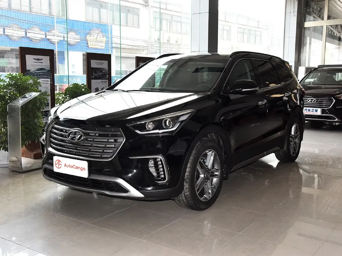 Hyundai Grand SantaFe,autocango,china used car exporter,china ev exporter,chinese used car exporter,chinese used ev exporter