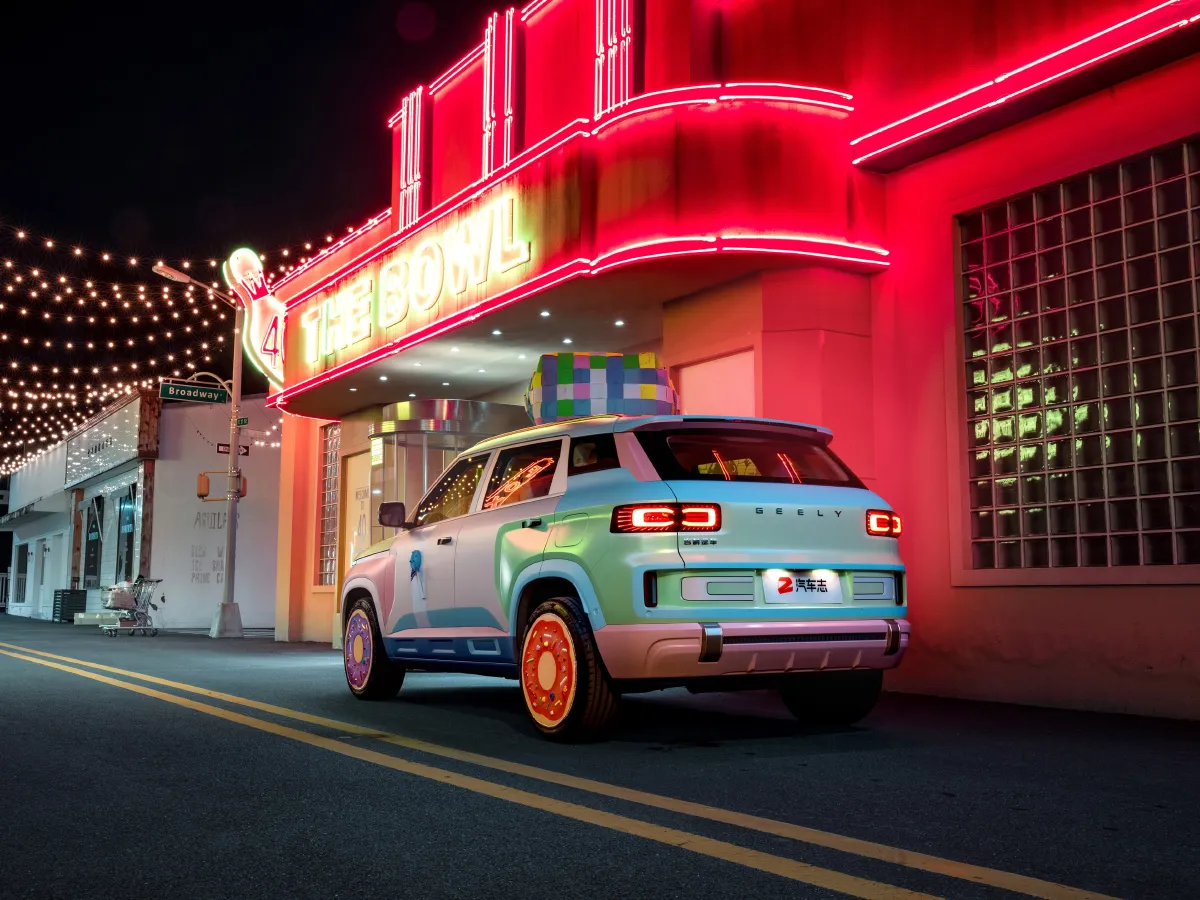 Geely ICON,autocango,china used car exporter,china ev exporter,chinese used car exporter,chinese used ev exporter