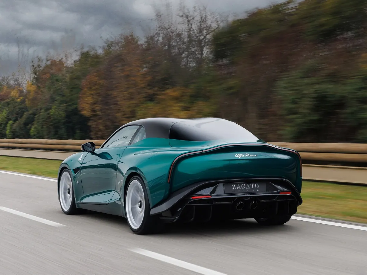 Alfa Romeo Giulia,autocango,china used car exporter,china ev exporter,chinese used car exporter,chinese used ev exporter