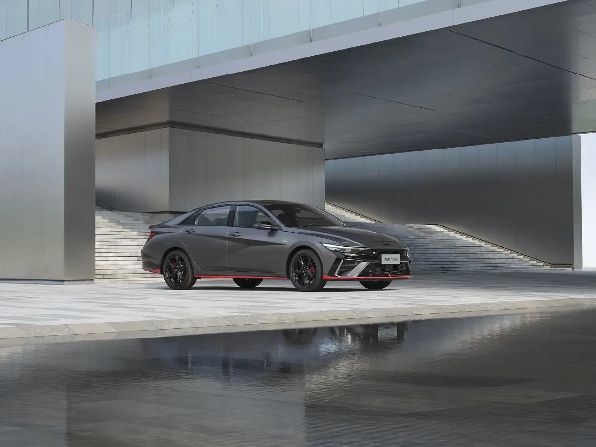 Hyundai Elantra,autocango,china used car exporter,china ev exporter,chinese used car exporter,chinese used ev exporter