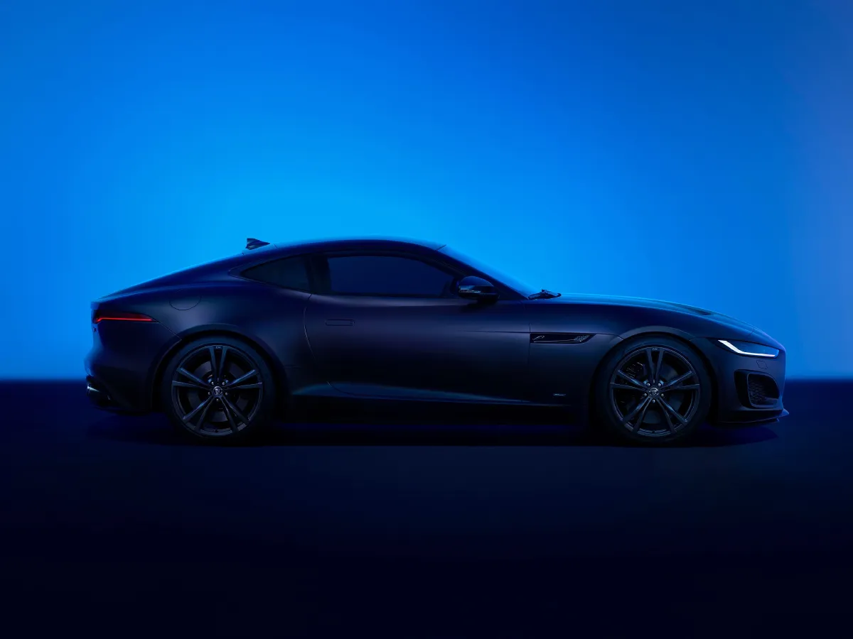 Jaguar F-TYPE,autocango,china used car exporter,china ev exporter,chinese used car exporter,chinese used ev exporter