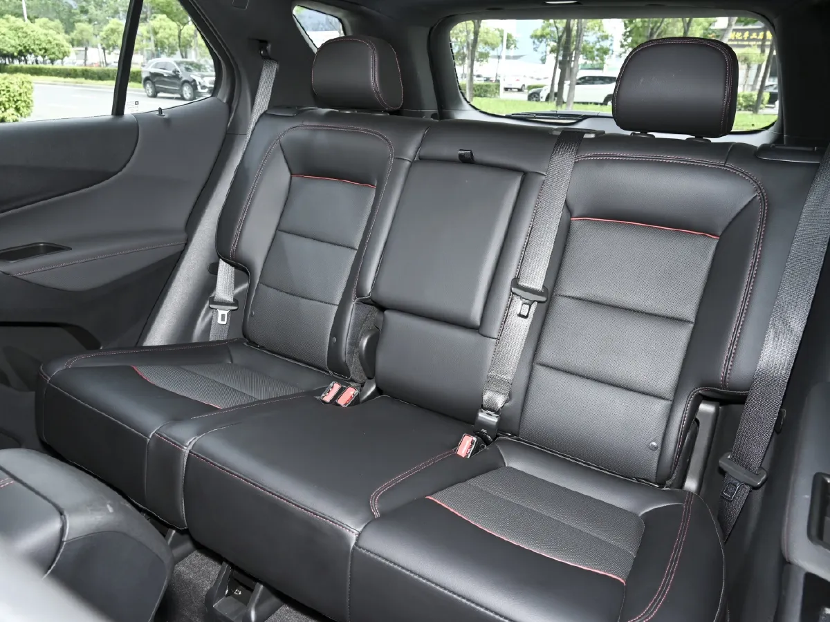 Chevrolet Equinox,autocango,china used car exporter,china ev exporter,chinese used car exporter,chinese used ev exporter