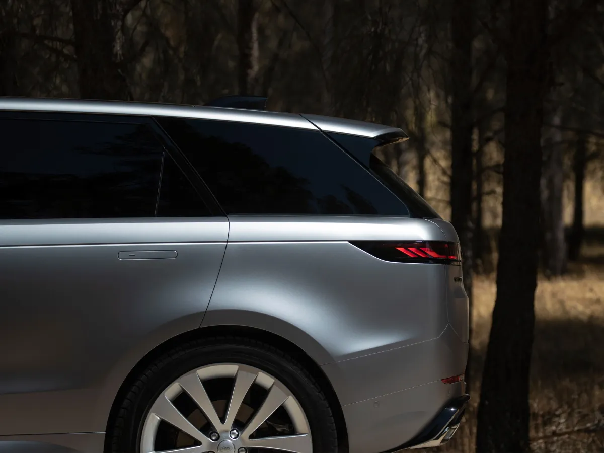 Land Rover Range Rover Sport,autocango,china used car exporter,china ev exporter,chinese used car exporter,chinese used ev exporter