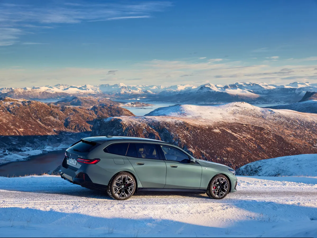 BMW i5,autocango,china used car exporter,china ev exporter,chinese used car exporter,chinese used ev exporter