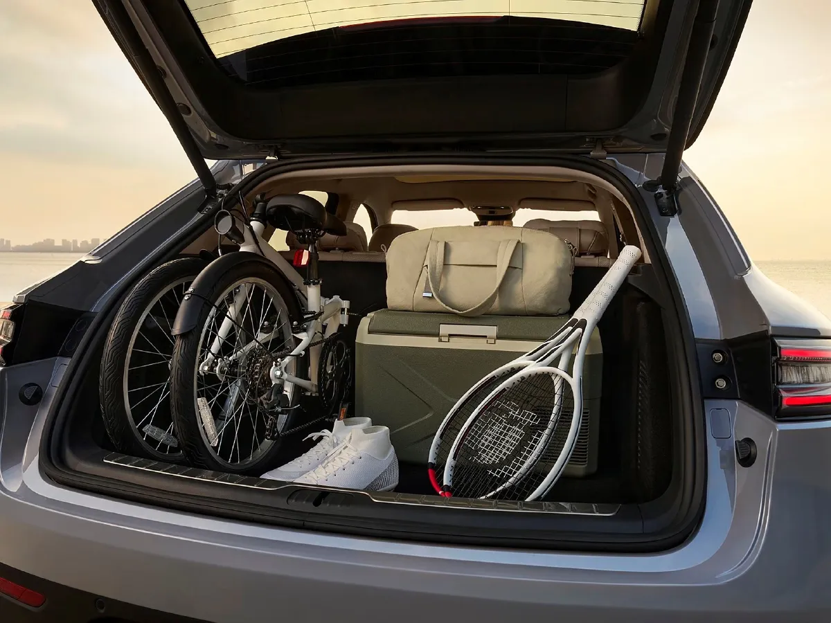 AITO AITO M5,autocango,china used car exporter,china ev exporter,chinese used car exporter,chinese used ev exporter