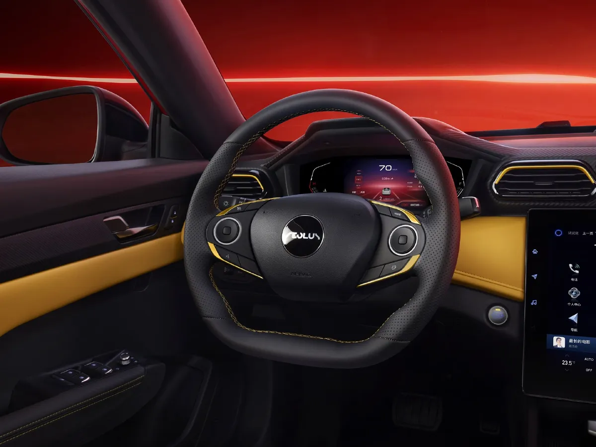 DongFeng Aeolus YiXuan,autocango,china used car exporter,china ev exporter,chinese used car exporter,chinese used ev exporter