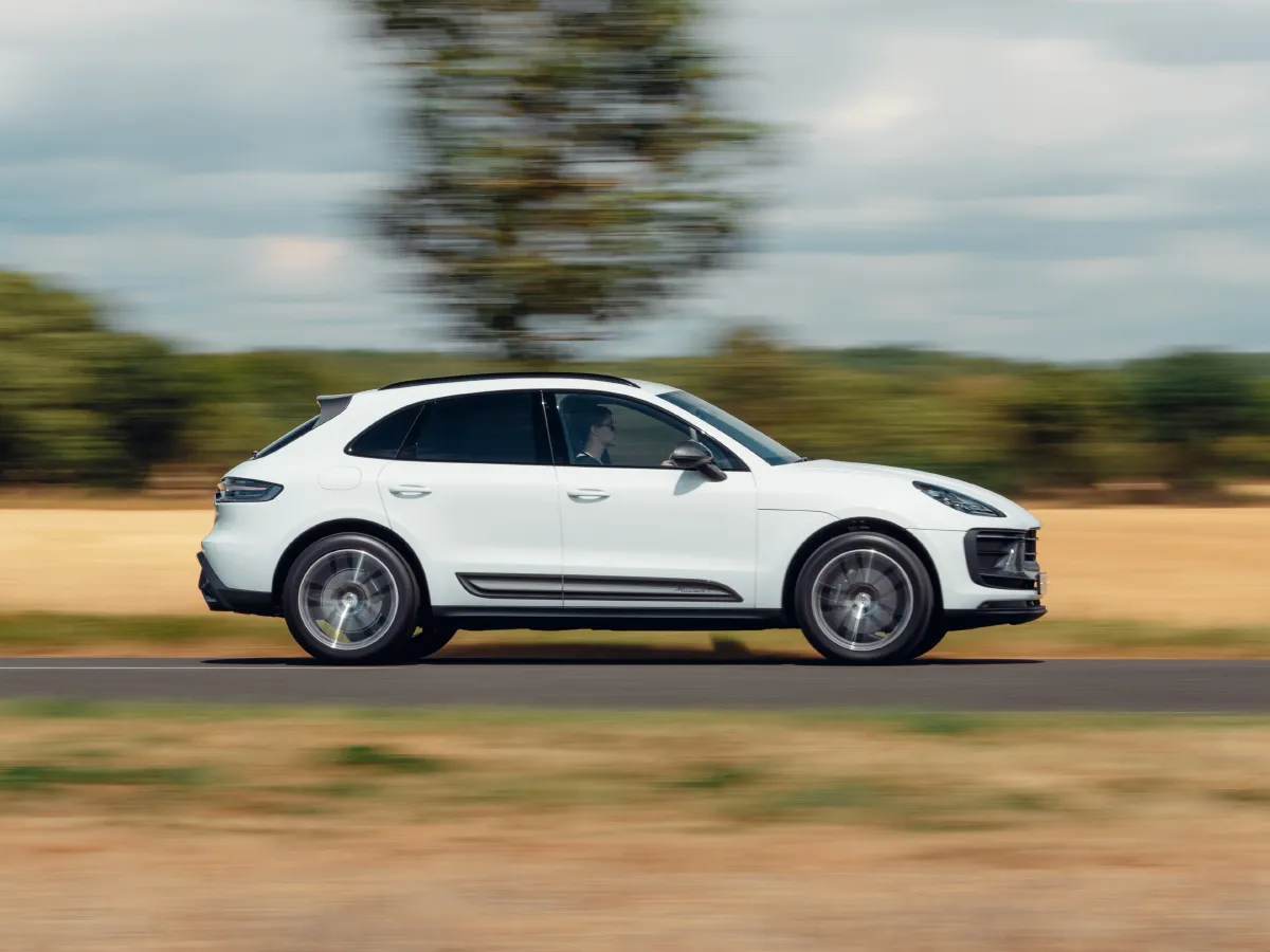 Porsche Macan,autocango,china used car exporter,china ev exporter,chinese used car exporter,chinese used ev exporter