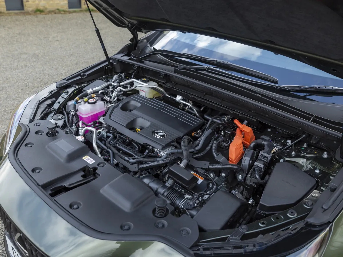 2024 Lexus NX 2.5L 185HP L4 E-CVT PHEV 16KWH,autocango,china used car exporter,china ev exporter,chinese used car exporter,chinese used ev exporter