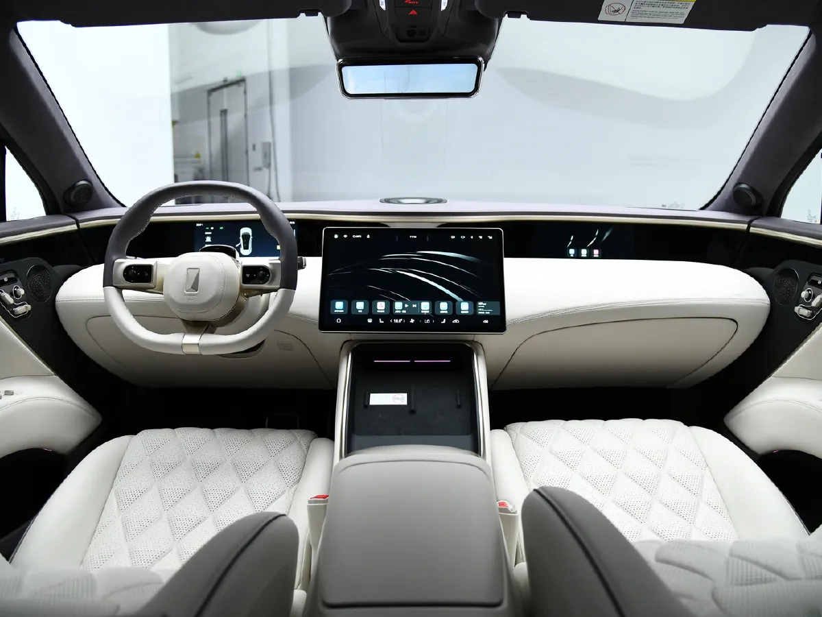 Avatr 11,autocango,china used car exporter,china ev exporter,chinese used car exporter,chinese used ev exporter