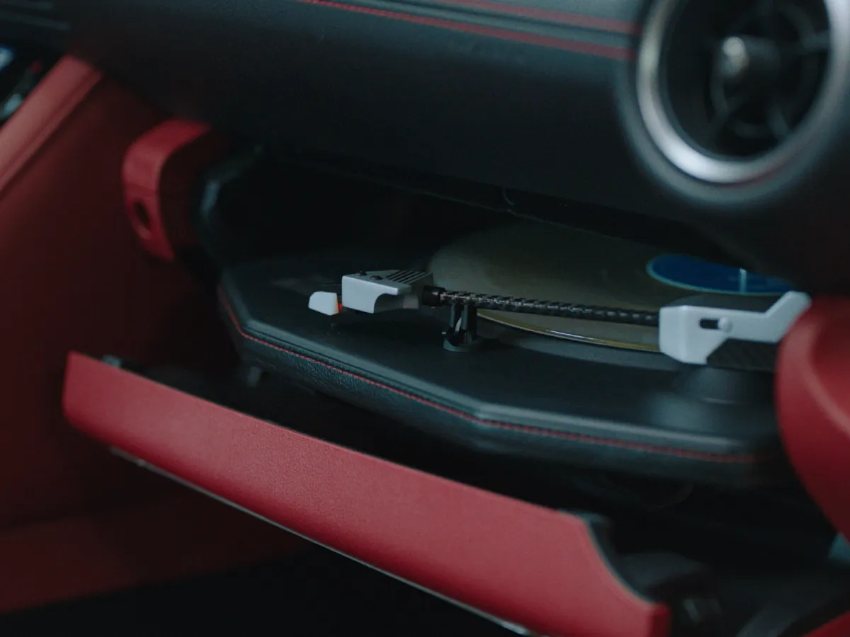 Lexus IS,autocango,china used car exporter,china ev exporter,chinese used car exporter,chinese used ev exporter