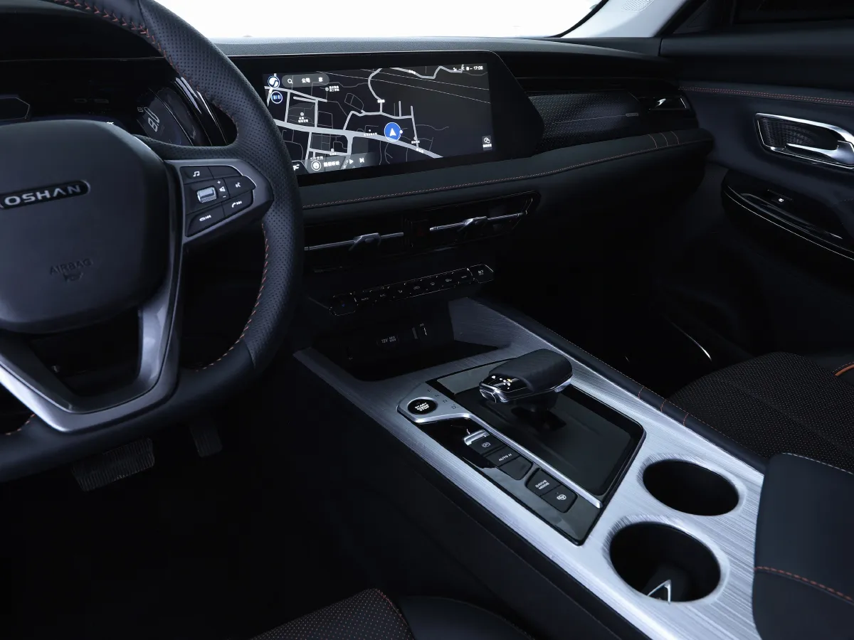 ChangAn Oshan X7 Plus,autocango,china used car exporter,china ev exporter,chinese used car exporter,chinese used ev exporter