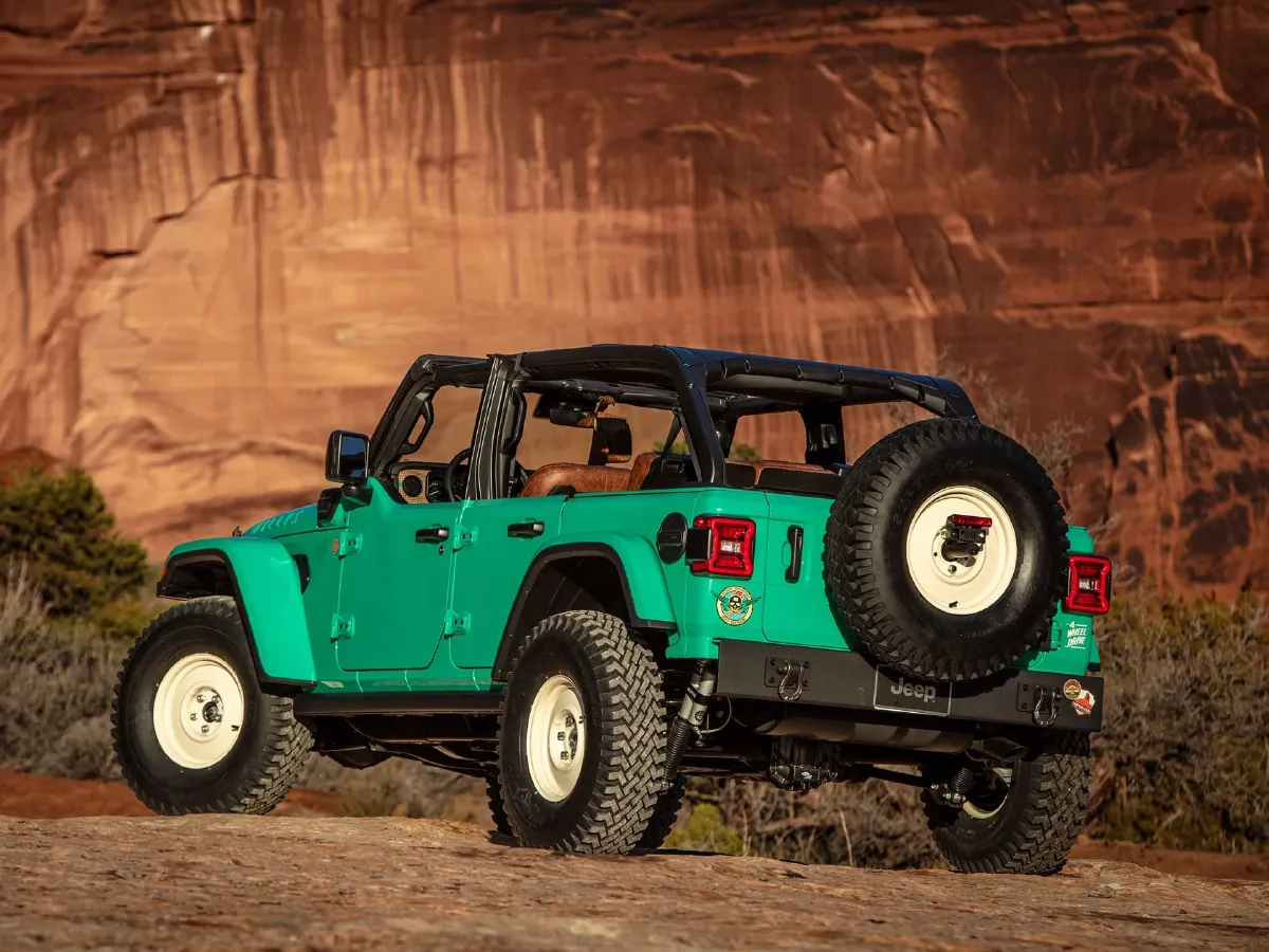 2015 Jeep Wrangler 2.8T 200HP L4 5AT,autocango,china used car exporter,china ev exporter,chinese used car exporter,chinese used ev exporter