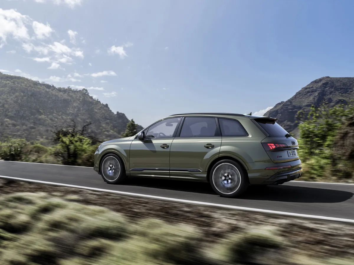 Audi SQ7,autocango,china used car exporter,china ev exporter,chinese used car exporter,chinese used ev exporter