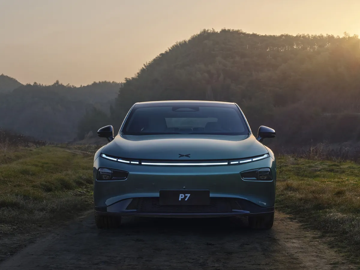 Xpeng P7,autocango,china used car exporter,china ev exporter,chinese used car exporter,chinese used ev exporter