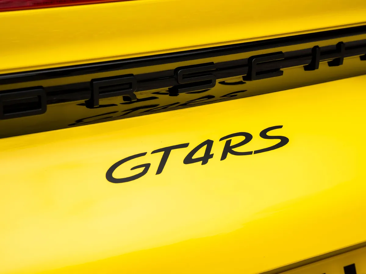 Porsche 718,autocango,china used car exporter,china ev exporter,chinese used car exporter,chinese used ev exporter