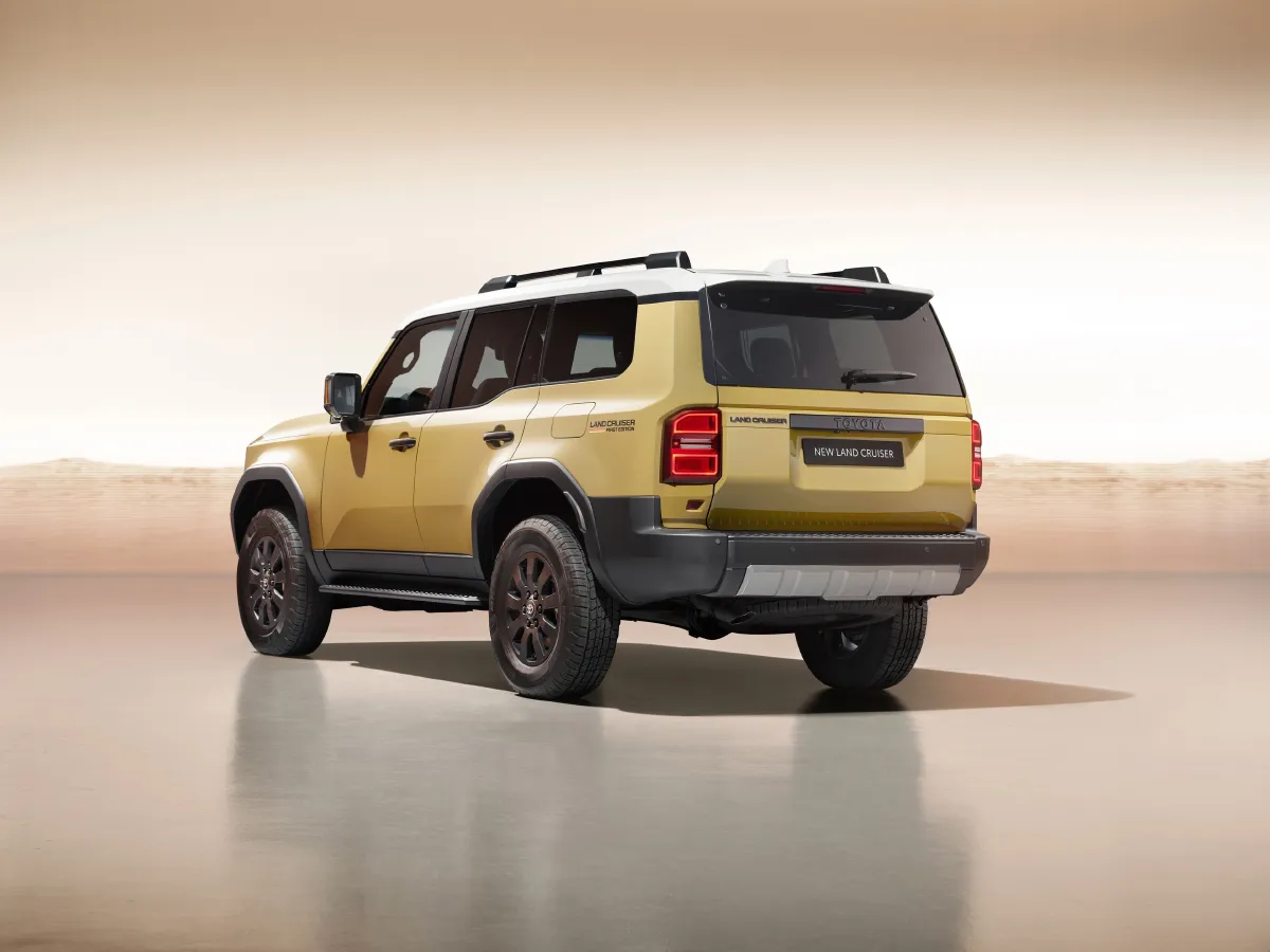 Toyota Land Cruiser Prado,autocango,china used car exporter,china ev exporter,chinese used car exporter,chinese used ev exporter