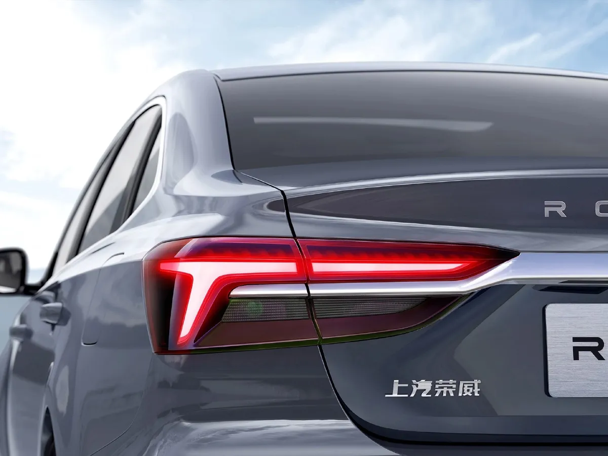 Roewe i6 MAX,autocango,china used car exporter,china ev exporter,chinese used car exporter,chinese used ev exporter