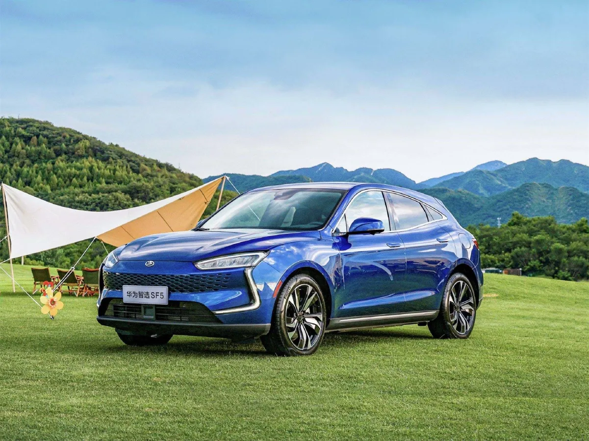 SERES SF5,autocango,china used car exporter,china ev exporter,chinese used car exporter,chinese used ev exporter