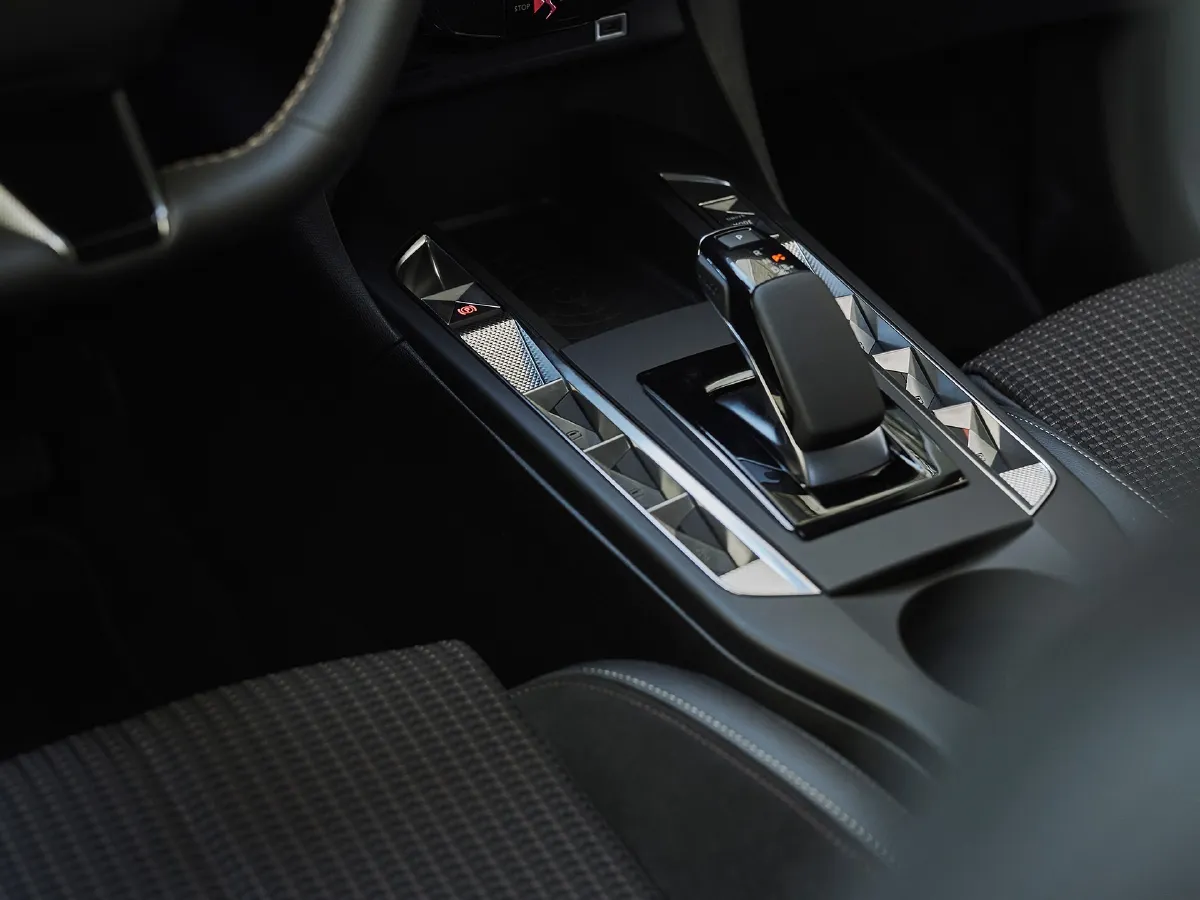 DS 3,autocango,china used car exporter,china ev exporter,chinese used car exporter,chinese used ev exporter DS 3,autocango,china used car exporter,china ev exporter,chinese used car exporter,chinese used ev exporter