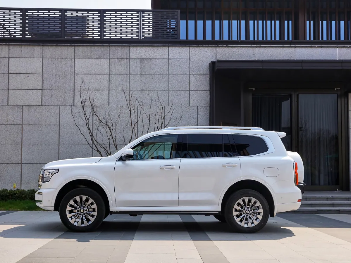 Tank 500,autocango,china used car exporter,china ev exporter,chinese used car exporter,chinese used ev exporter