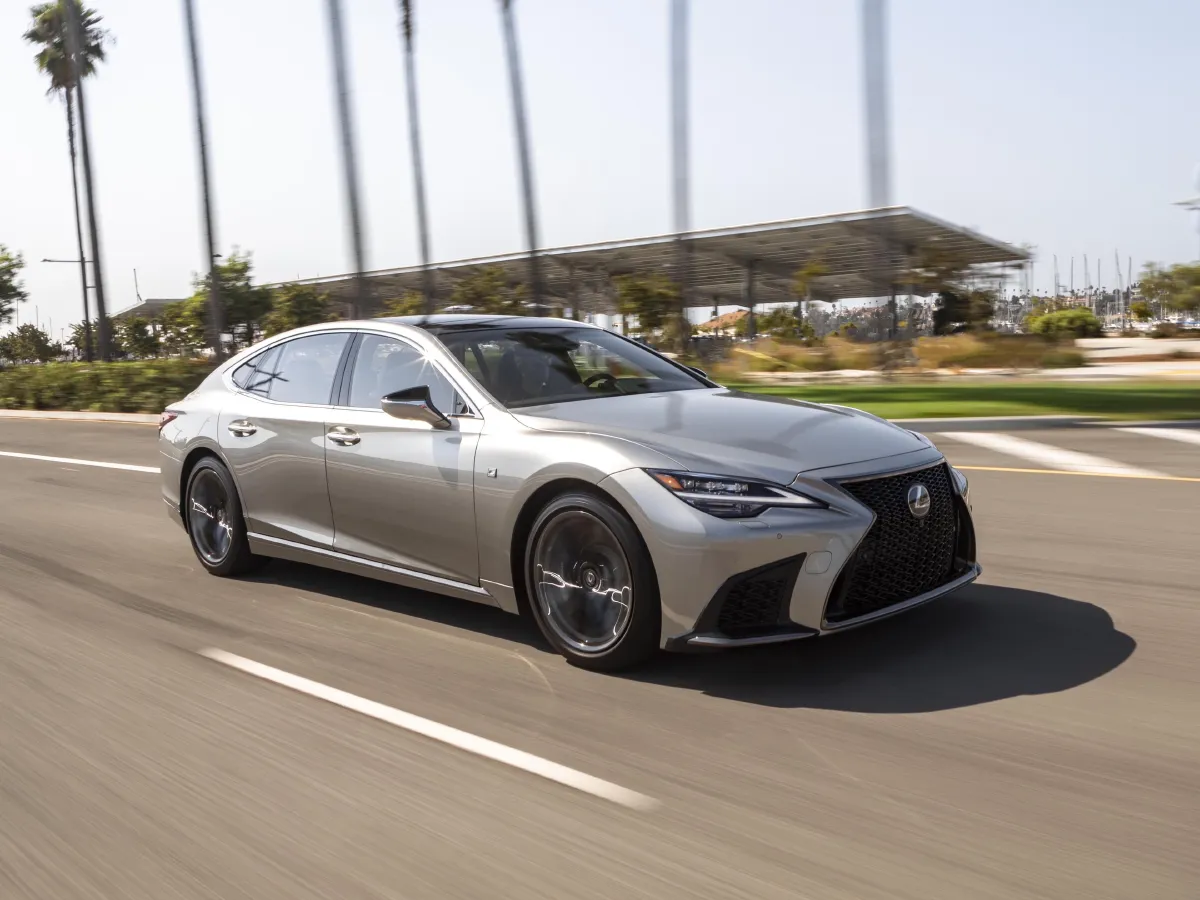 2020 Lexus LS 3.5L 299HP V6 E-CVT Hybrid,autocango,china used car exporter,china ev exporter,chinese used car exporter,chinese used ev exporter