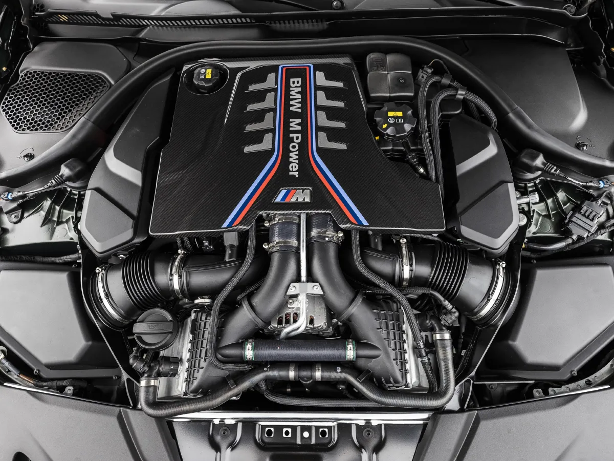 2012 BMW M5 4.4T 560HP V8 7DCT,autocango,china used car exporter,china ev exporter,chinese used car exporter,chinese used ev exporter