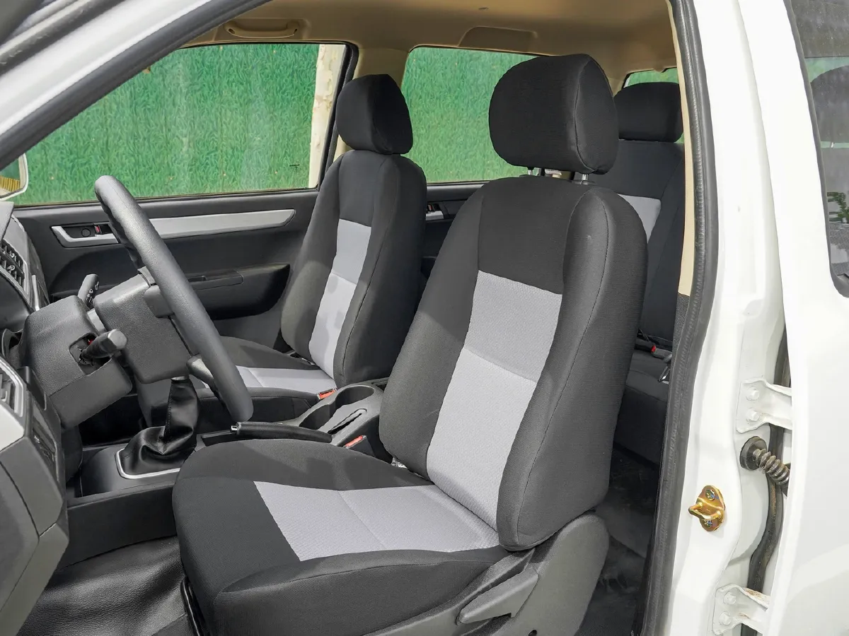 2019 ChangAn Kaicene ShenQi F30 1.5L 116HP L4 5MT,autocango,china used car exporter,china ev exporter,chinese used car exporter,chinese used ev exporter