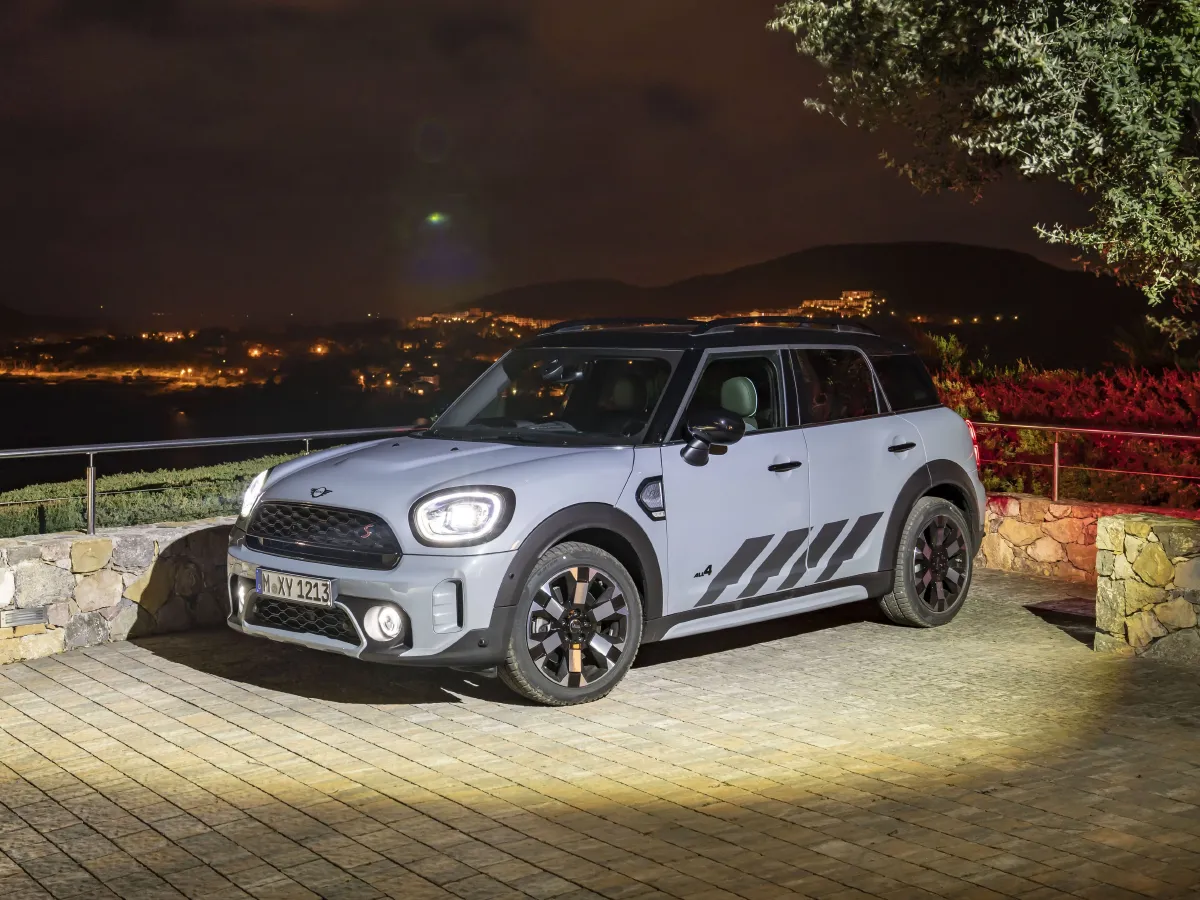 MINI COUNTRYMAN,autocango,china used car exporter,china ev exporter,chinese used car exporter,chinese used ev exporter