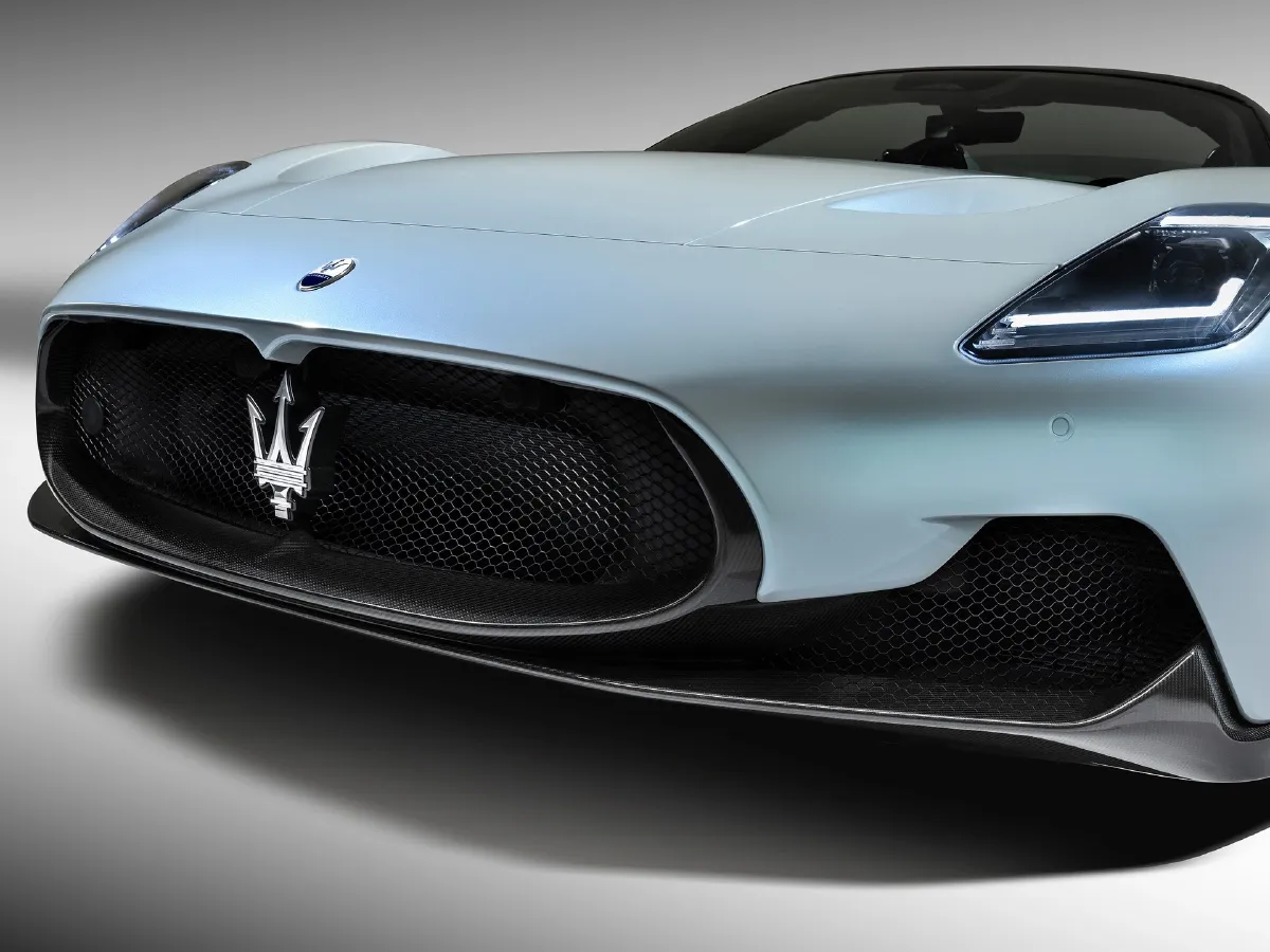 Maserati MC20,autocango,china used car exporter,china ev exporter,chinese used car exporter,chinese used ev exporter