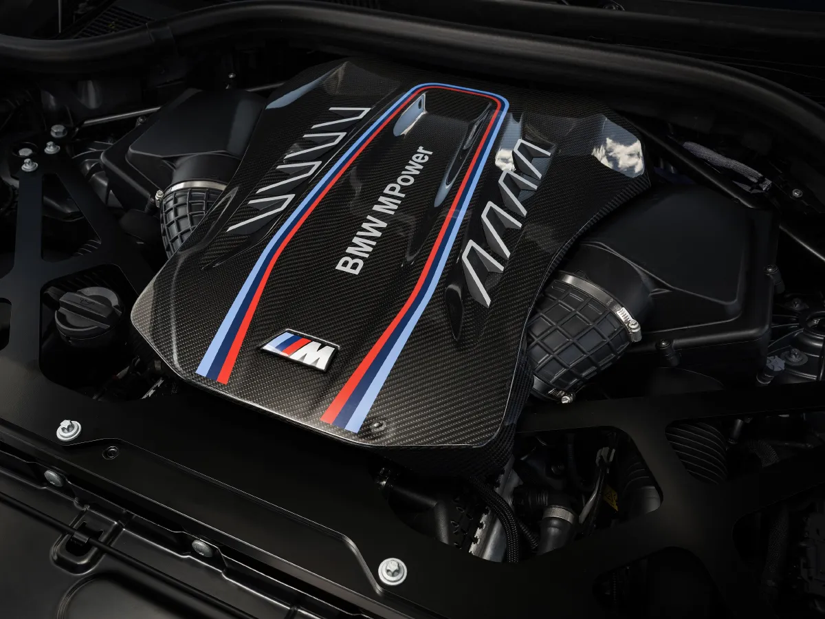 BMW X6 M,autocango,china used car exporter,china ev exporter,chinese used car exporter,chinese used ev exporter