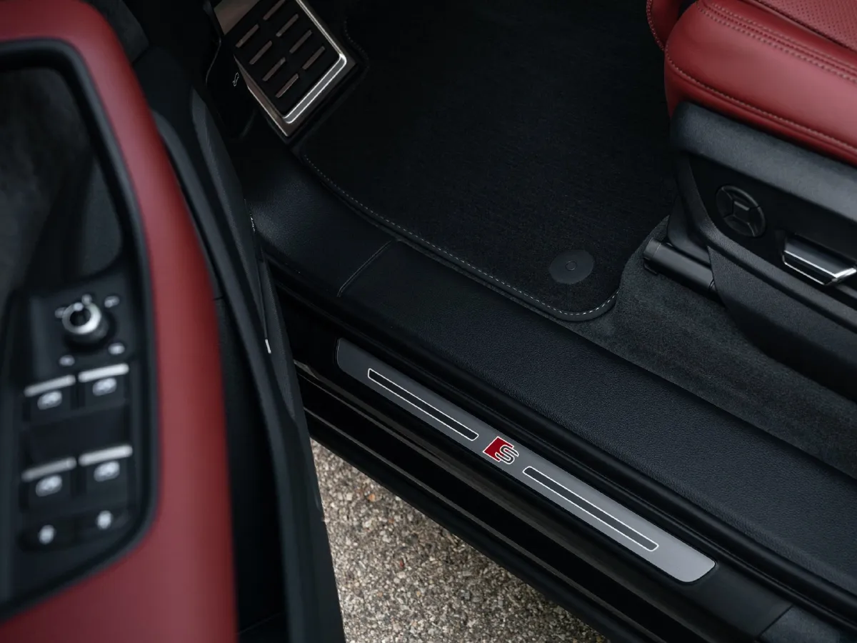 Audi SQ7,autocango,china used car exporter,china ev exporter,chinese used car exporter,chinese used ev exporter