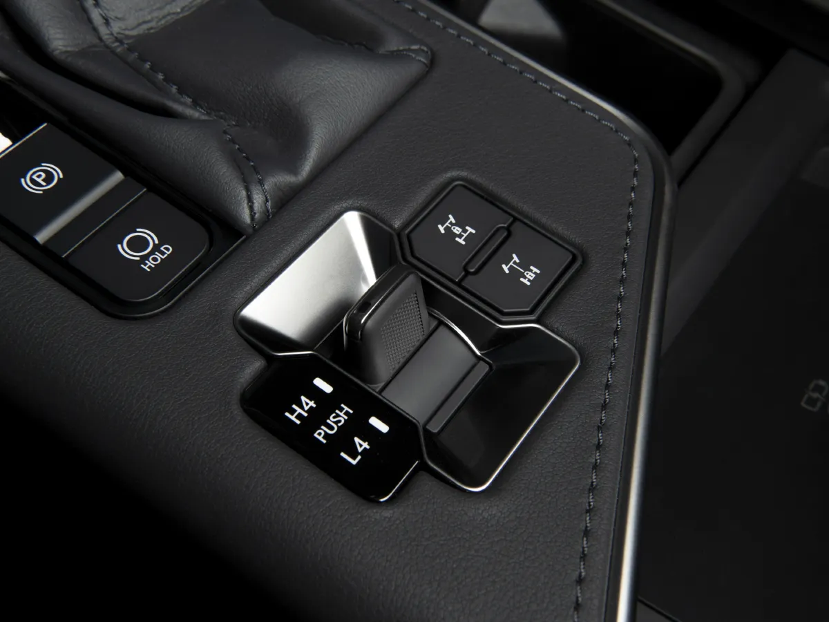 Lexus GX,autocango,china used car exporter,china ev exporter,chinese used car exporter,chinese used ev exporter