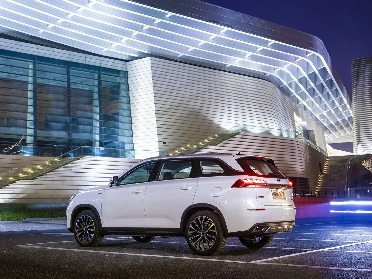 2021 ChangAn Oshan X7 1.5T 178HP L4 6MT,autocango,china used car exporter,china ev exporter,chinese used car exporter,chinese used ev exporter