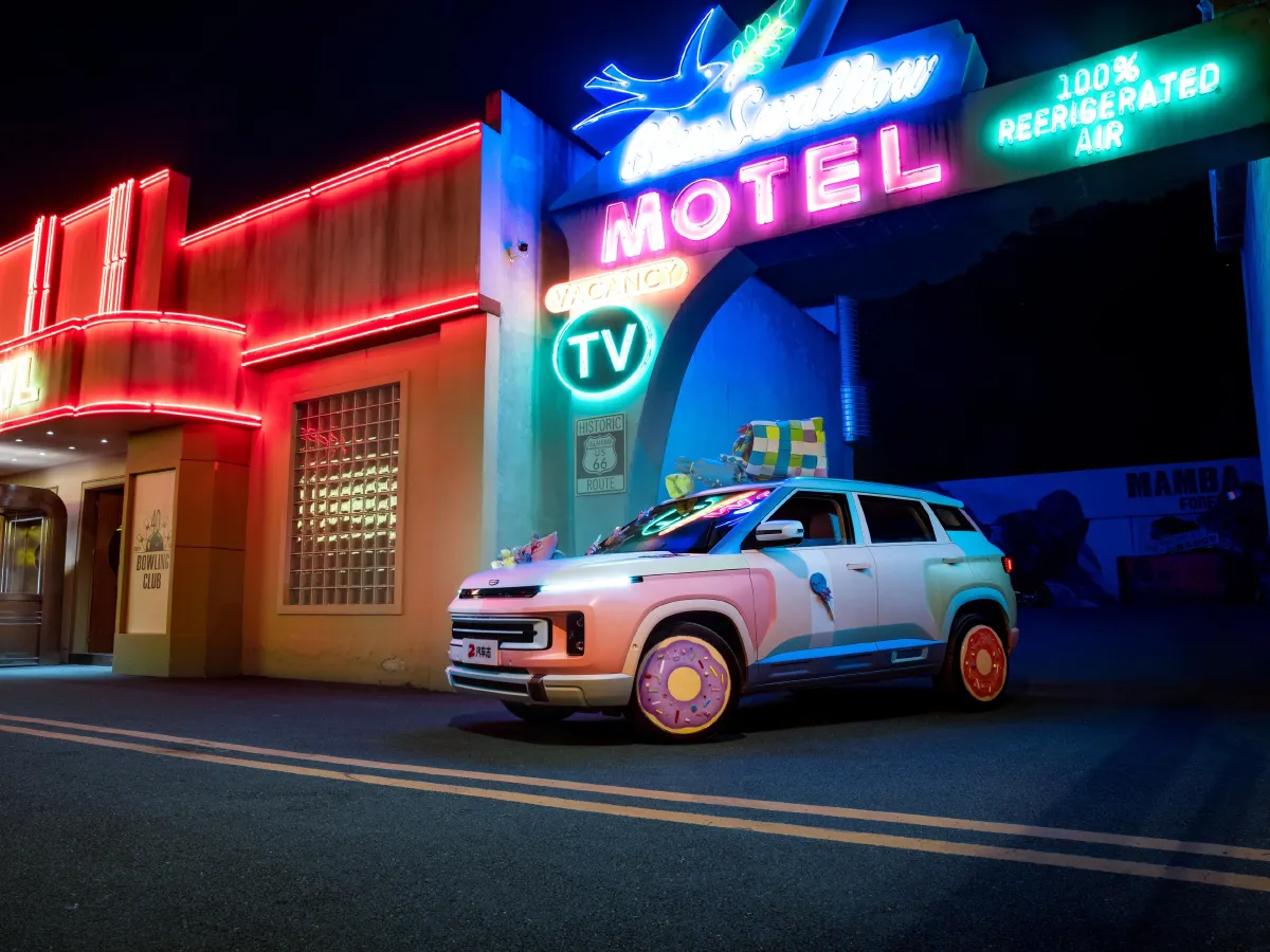 Geely ICON,autocango,china used car exporter,china ev exporter,chinese used car exporter,chinese used ev exporter