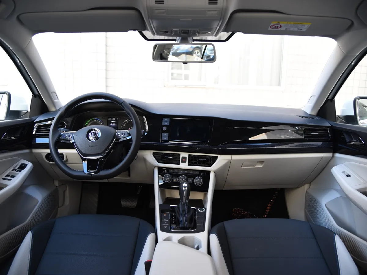 2020 Volkswagen Bora BEV 40KWH,autocango,china used car exporter,china ev exporter,chinese used car exporter,chinese used ev exporter