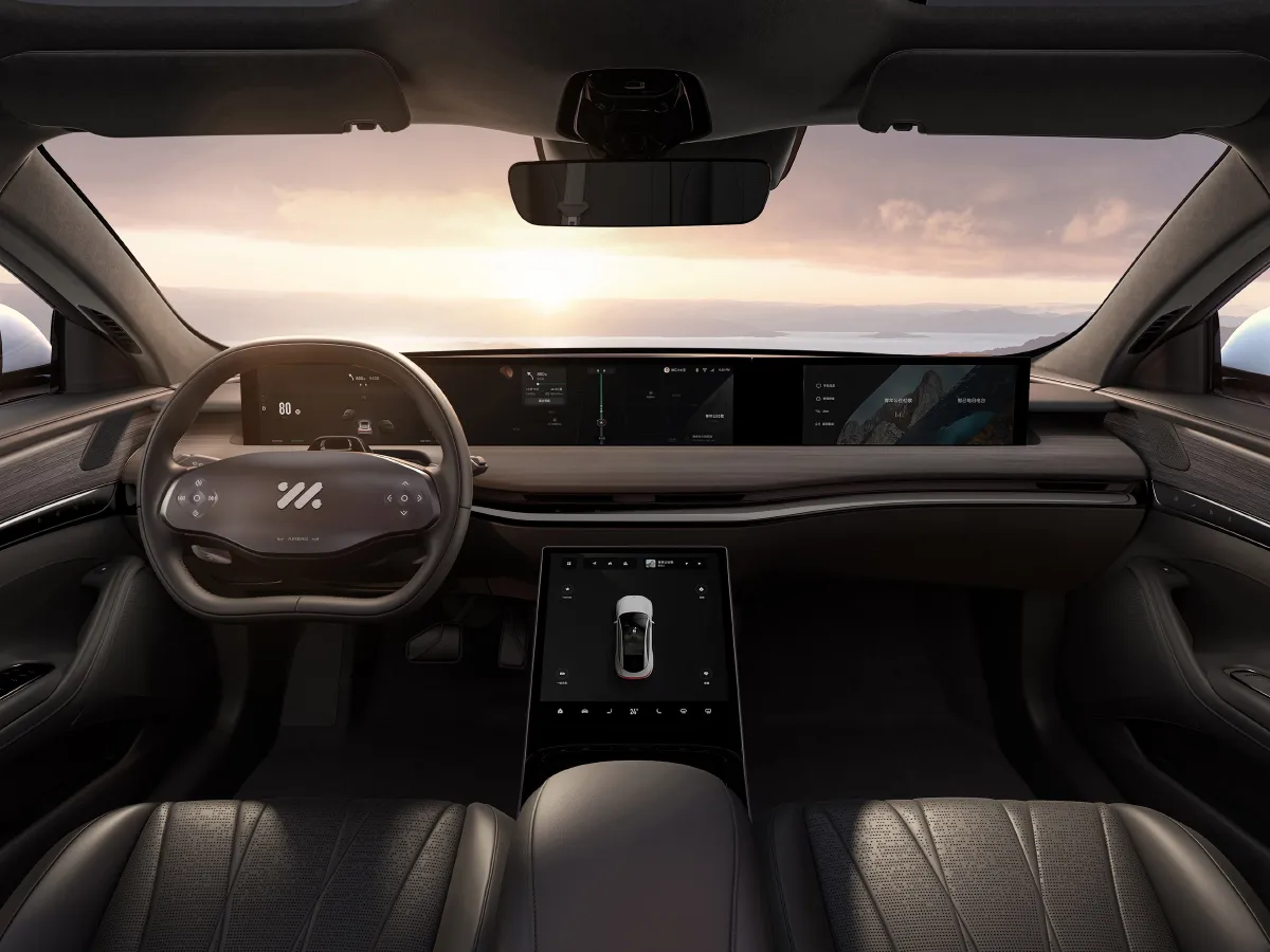 IM L7,autocango,china used car exporter,china ev exporter,chinese used car exporter,chinese used ev exporter