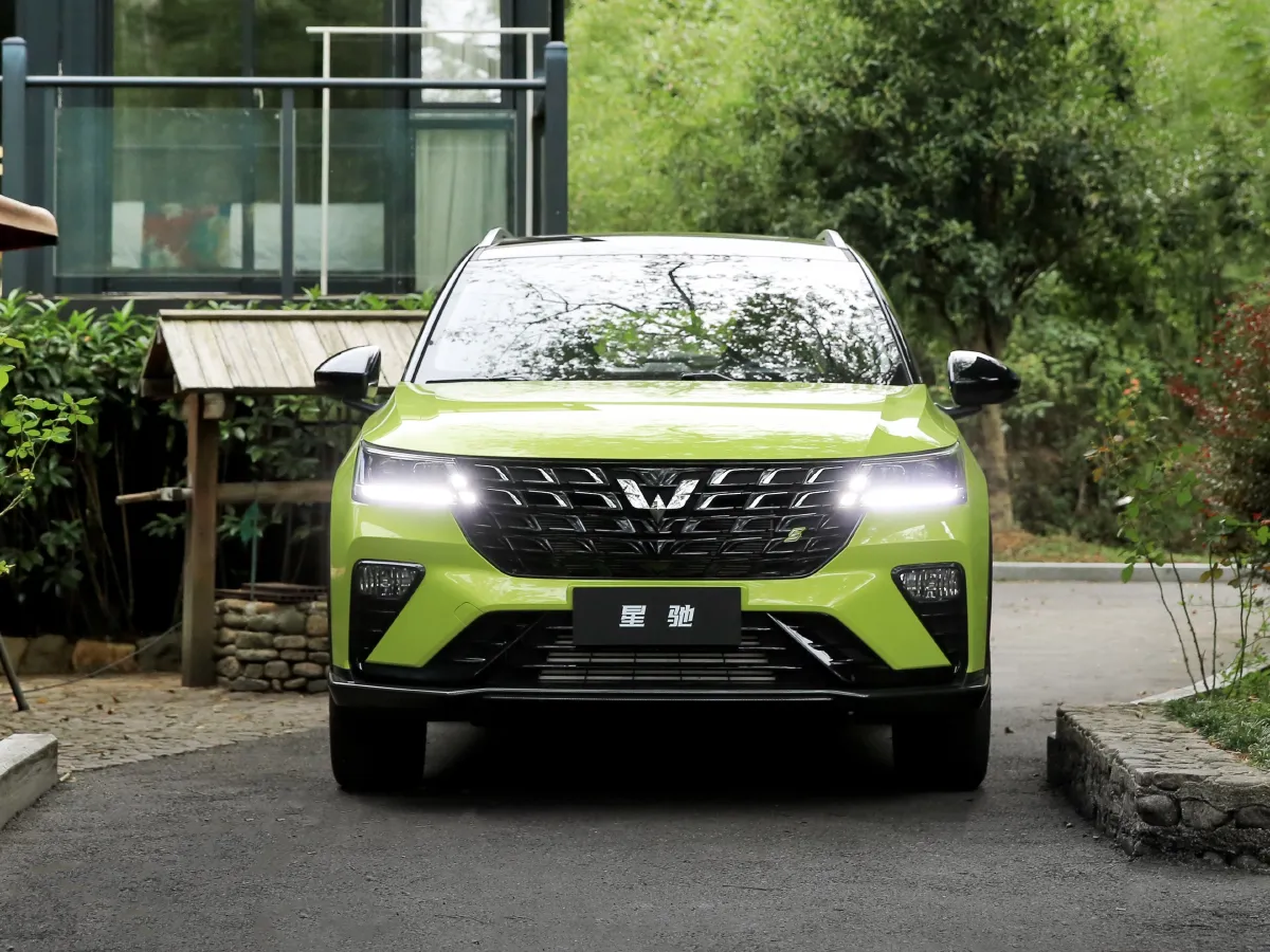 WuLing XingChi,autocango,china used car exporter,china ev exporter,chinese used car exporter,chinese used ev exporter