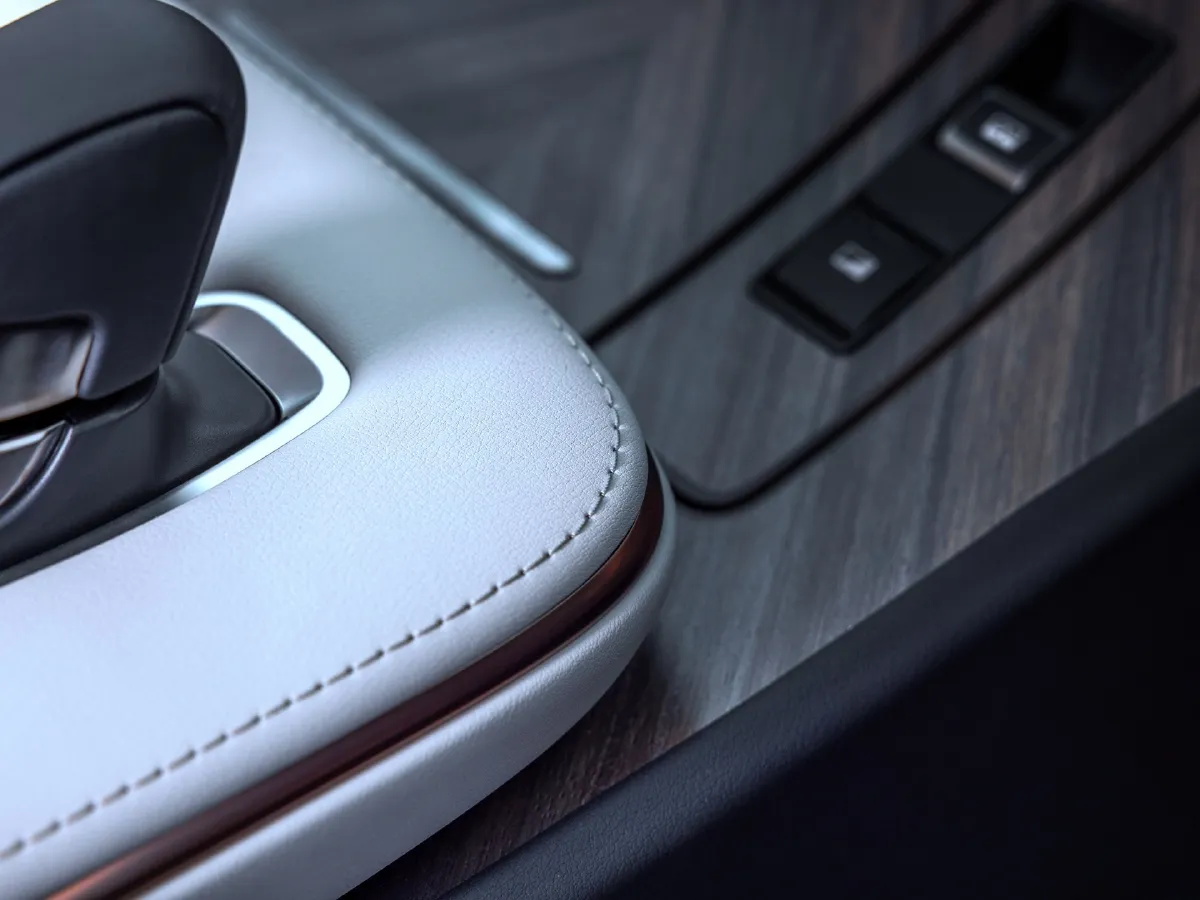 Lexus LM,autocango,china used car exporter,china ev exporter,chinese used car exporter,chinese used ev exporter