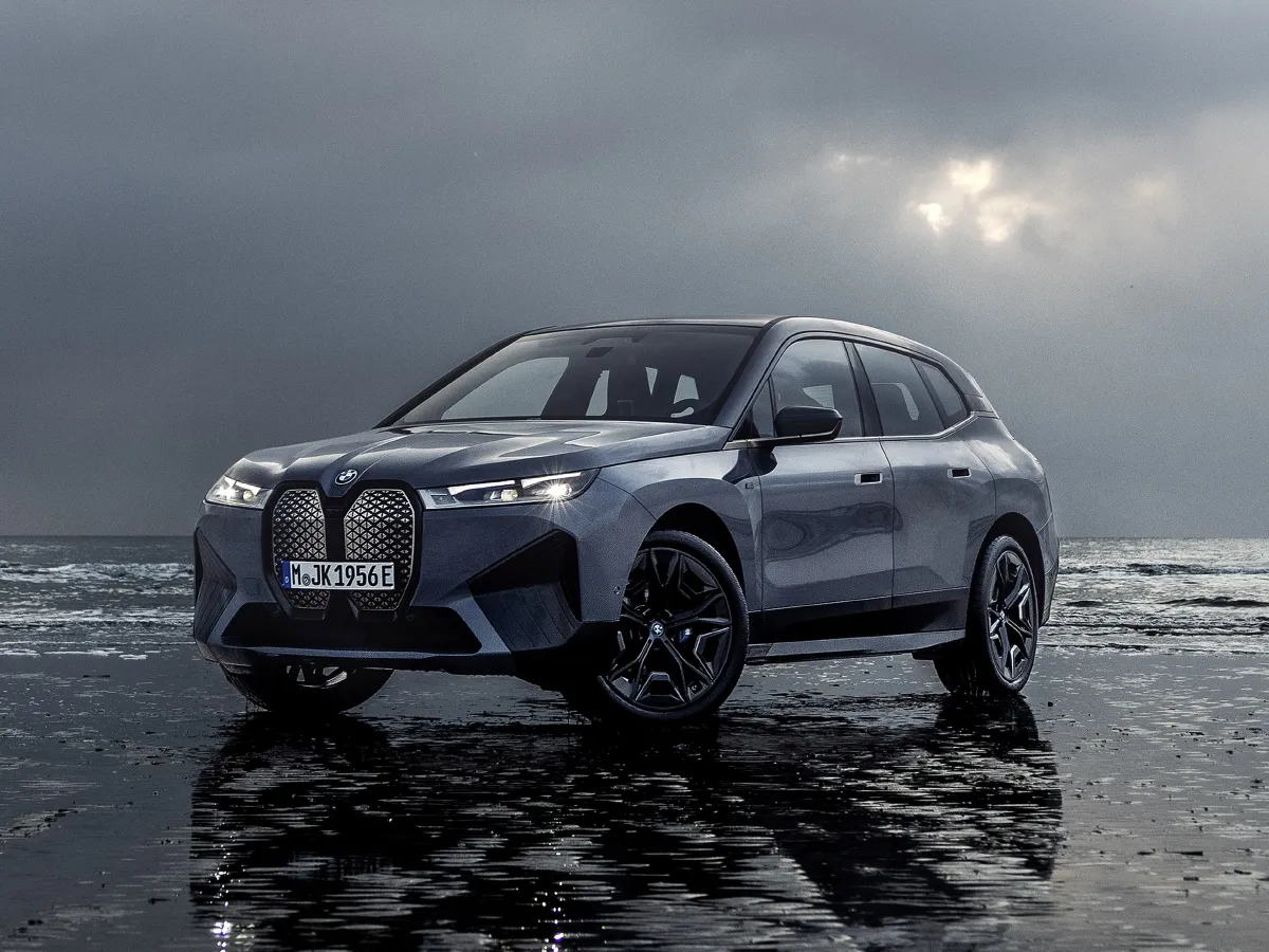 BMW iX,autocango,china used car exporter,china ev exporter,chinese used car exporter,chinese used ev exporter