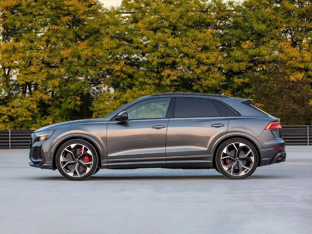 Audi RS Q8,autocango,china used car exporter,china ev exporter,chinese used car exporter,chinese used ev exporter