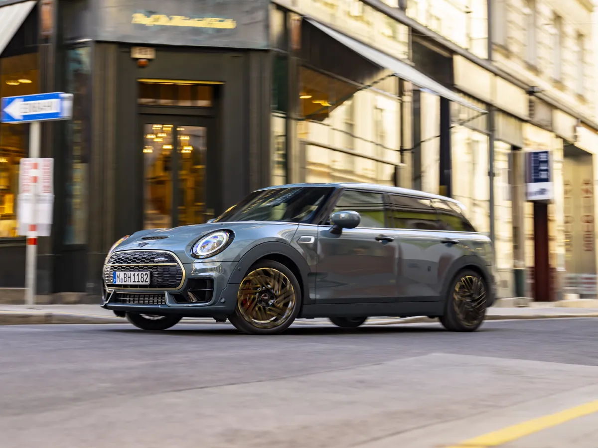 MINI JCW CLUBMAN,autocango,china used car exporter,china ev exporter,chinese used car exporter,chinese used ev exporter