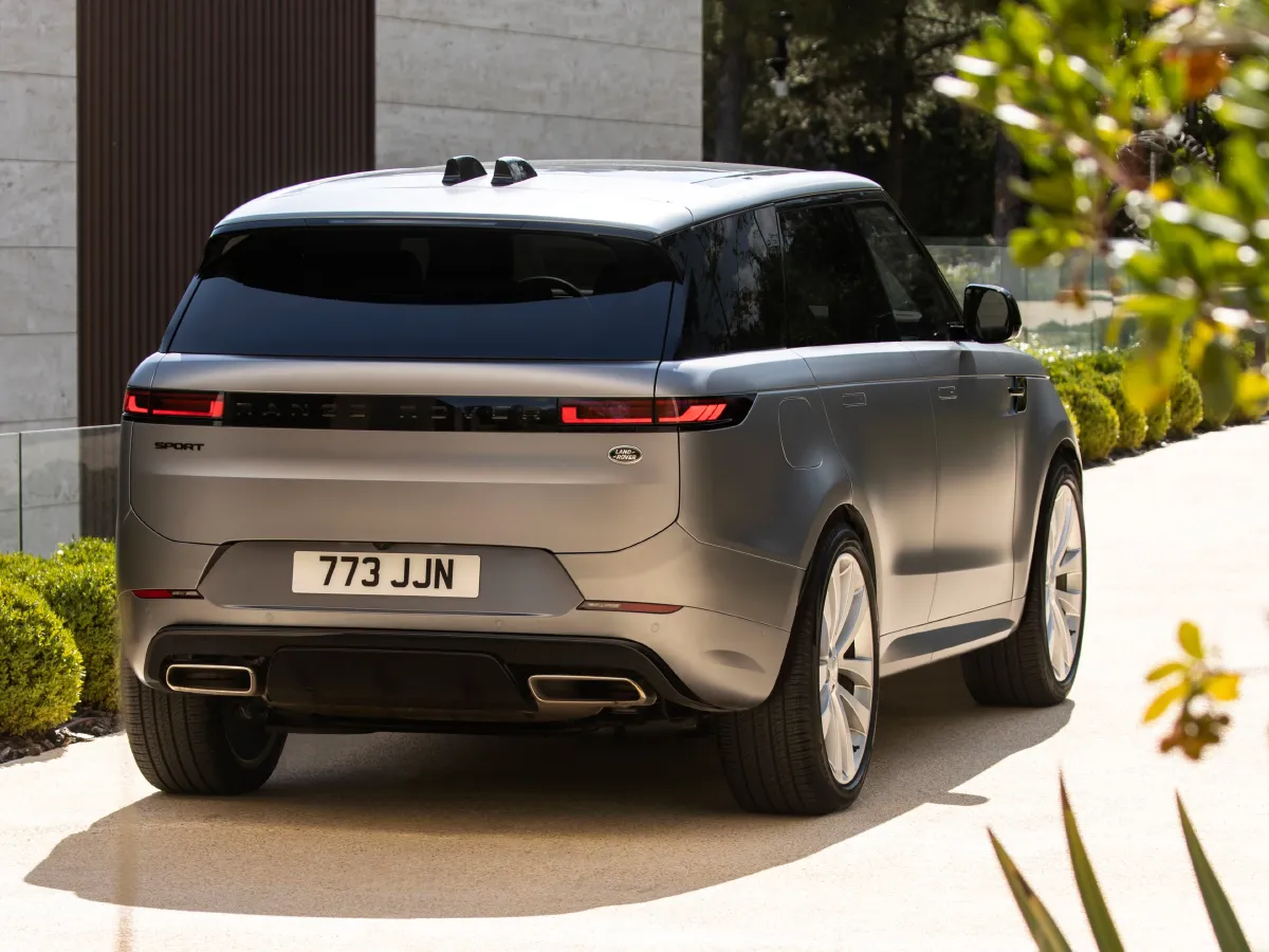 Land Rover Range Rover Sport,autocango,china used car exporter,china ev exporter,chinese used car exporter,chinese used ev exporter