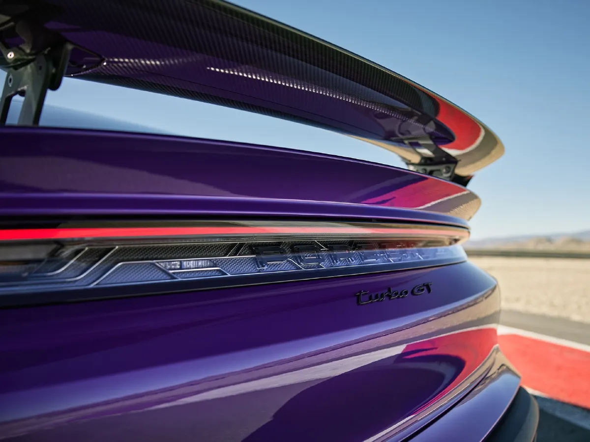 Porsche Taycan,autocango,china used car exporter,china ev exporter,chinese used car exporter,chinese used ev exporter Porsche Taycan,autocango,china used car exporter,china ev exporter,chinese used car exporter,chinese used ev exporter