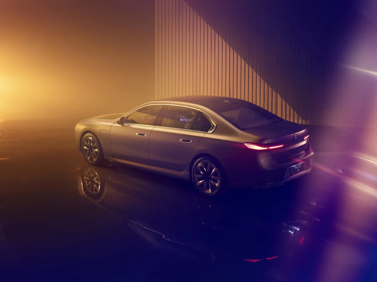 BMW i7,autocango,china used car exporter,china ev exporter,chinese used car exporter,chinese used ev exporter