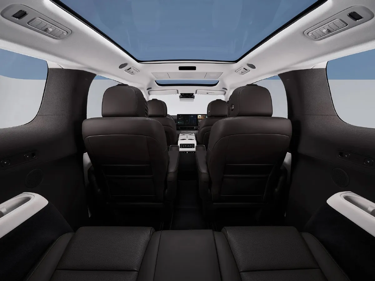 Li MEGA,autocango,china used car exporter,china ev exporter,chinese used car exporter,chinese used ev exporter