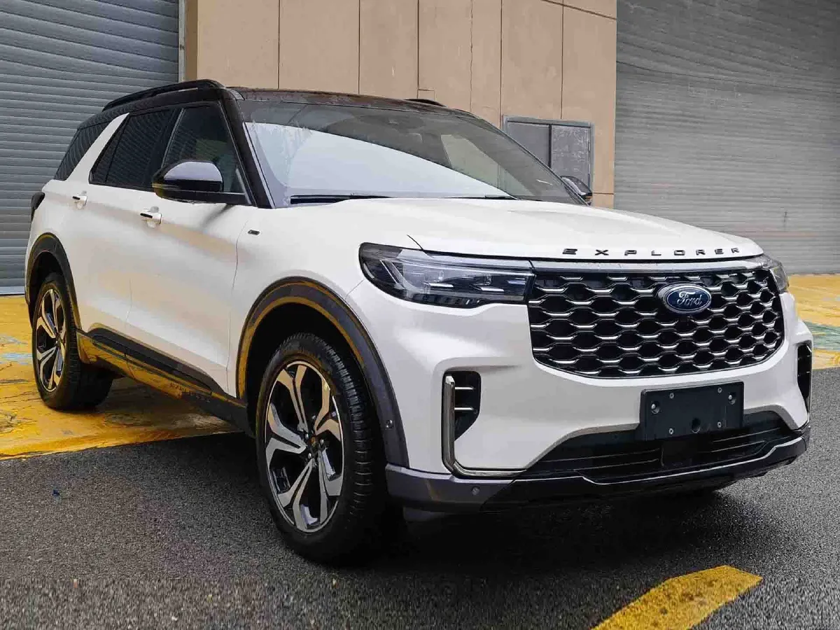 Ford Explorer,autocango,china used car exporter,china ev exporter,chinese used car exporter,chinese used ev exporter