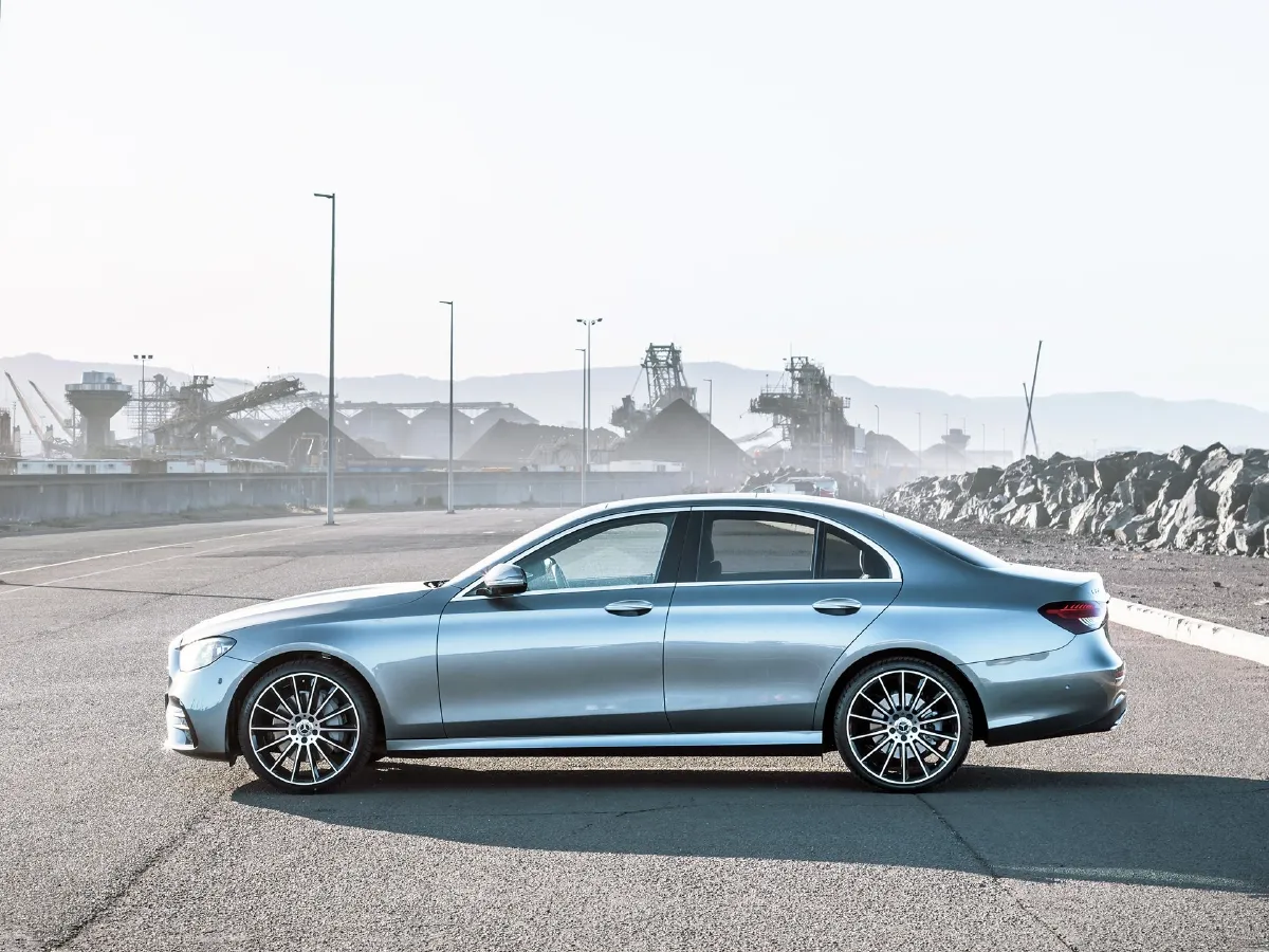 Mercedes-Benz E Class,autocango,china used car exporter,china ev exporter,chinese used car exporter,chinese used ev exporter